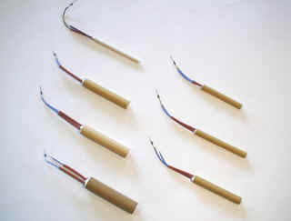 03190016.jpg (25979 byte)